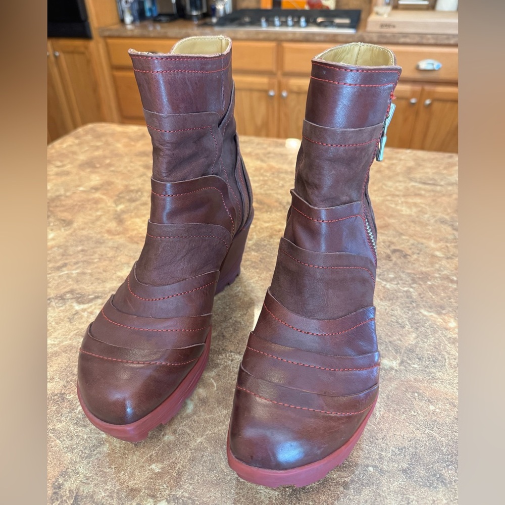 John Fluevog Mellow Mento